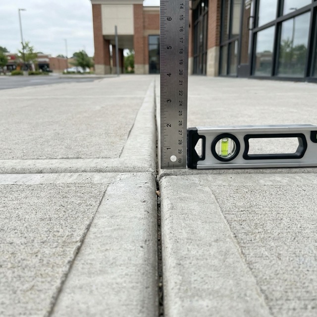 ADA trip hazard standards Delaware - vertical displacement threshold diagram